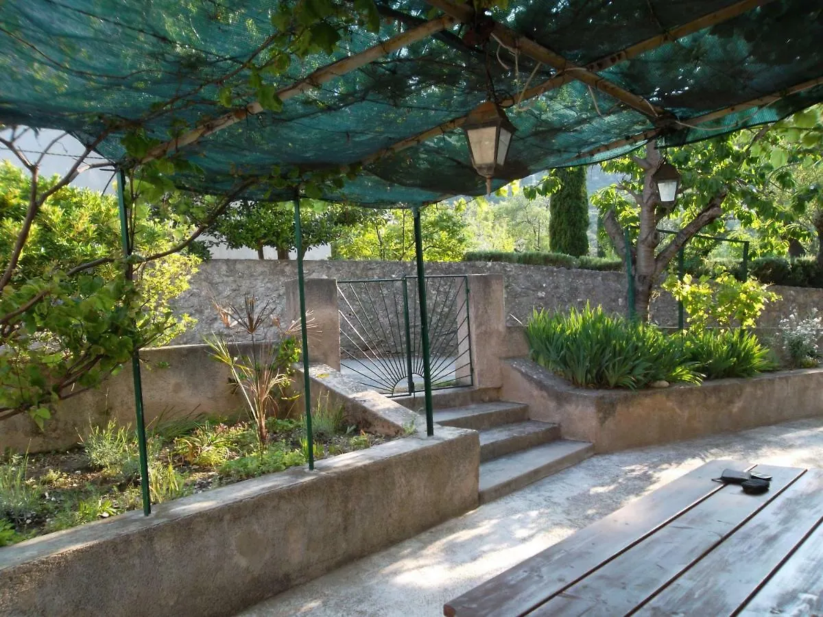 Hodak Apartment Nerezine