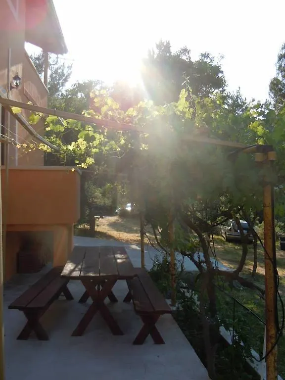 Hodak Apartment Nerezine