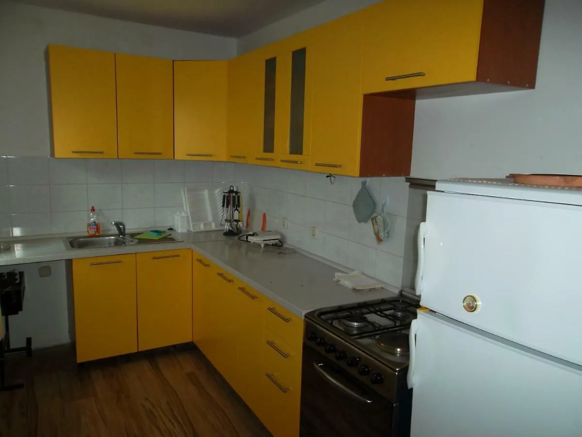Hodak Apartment Nerezine